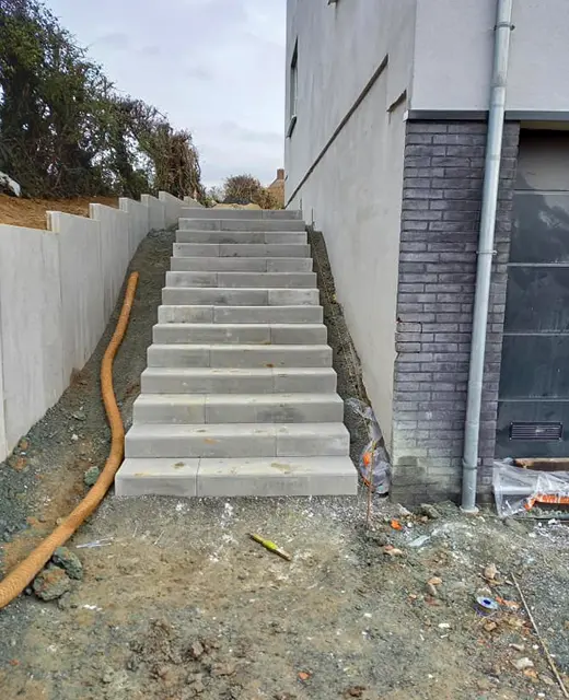 Création d’une entrée avec des escaliers